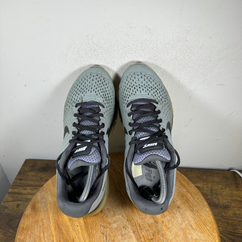 Nike Air Max 2017 Men's Grey Running Shoes Sneakers Size 8 849559-011 - Picture 2 of 9